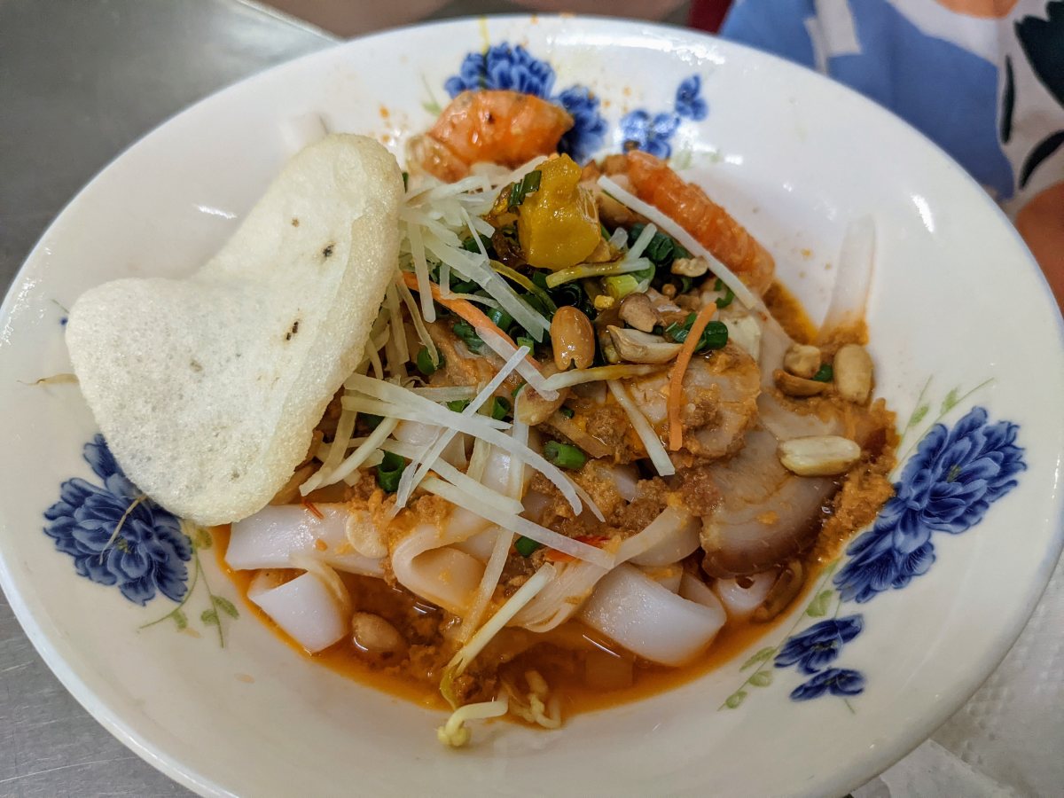 Authentic Da Nang Mi Quang (Turmeric Noodle) Recipe for Home Cooks